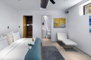 BEDROOM 7