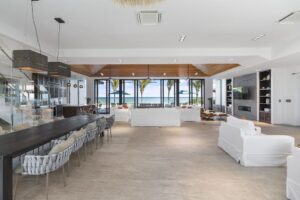 MAIN LIVING ROOM