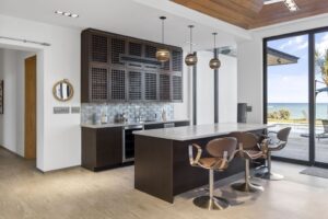 MAIN LIVING WET BAR
